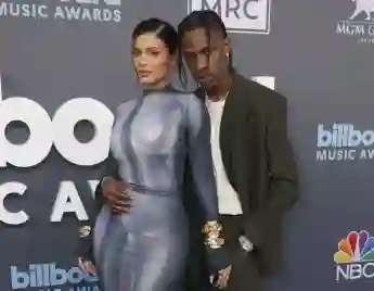 Kylie Jenner und Travis Scott bei den 2022 Billboard Music Awards am 15. Mai 2022
