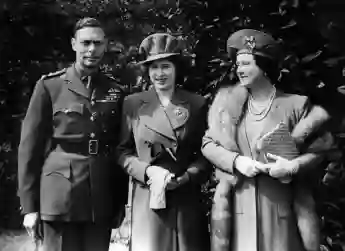 König George, Königin Elisabeth, Queen Mum im Jahr 1944