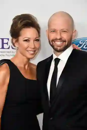 Lisa Joyner und Jon Cryer