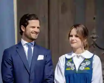 Prinz Carl Philip und Sofia von Schweden öffnen feierlich die Türen zum Königlichen Schloss im Juni 2019