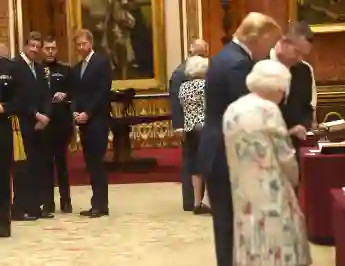 Prinz Harry, Donald Trump und Königin Elisabeth II.