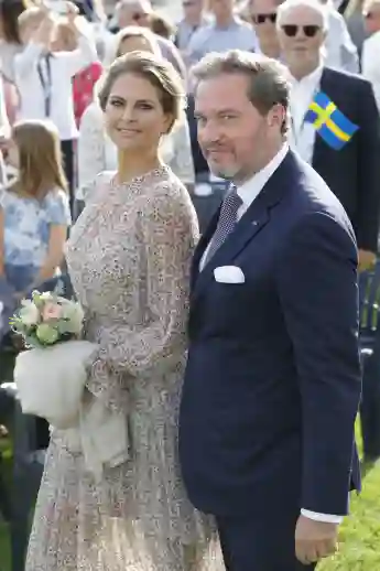 Prinzessin Madeleines Ehemann Chris O'Neill kommt zum Nationalfeiertag