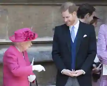 Queen Elizabeth Prinz Harry Royals