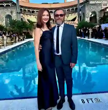Ricky Schroder frau Julie Trammel verlobt