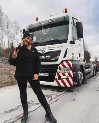 Sabrina Reiter ist Star bei den „Trucker Babes“