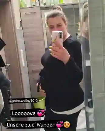 Sarafina Wollny zeigt auf Instagram ihren Babybauch