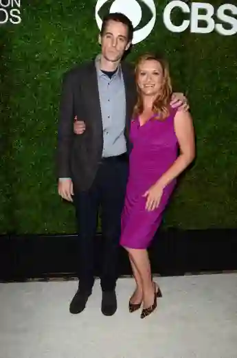 Sean Murray und Carrie James bei der vierten jährlichen „CBS Television Studios Summer Soiree“