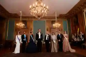 Prinzessin Sofia von Schweden Prinz Carl Philip Königin Letizia von Spanien,König Felipe von Spanien König Carl Gustaf von Schweden Königin Silvia von Schweden Prinz Daniel von Schweden Kronprinzessin Victoria von Schweden