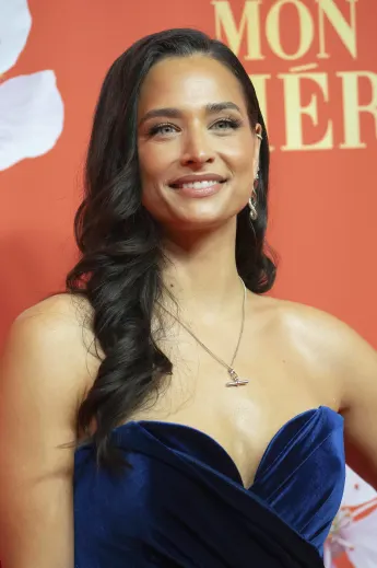 amira aly heiß hot freizügig