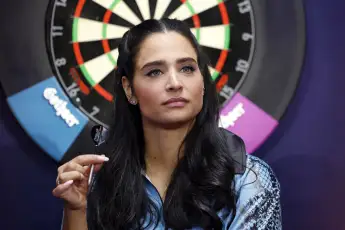 Amira Pochers Dating-Sendung wurde abgesetzt