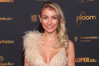 anna carina woitschack dschungelcamp privat freund familie herkunft