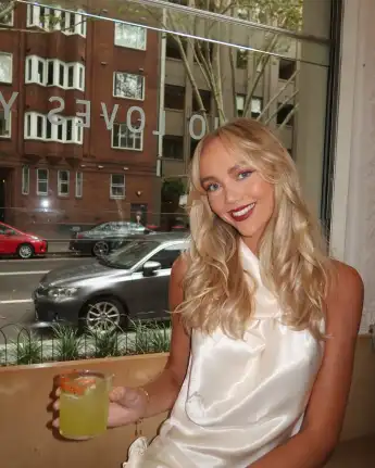 annie knight heiß hot freizügig sexy