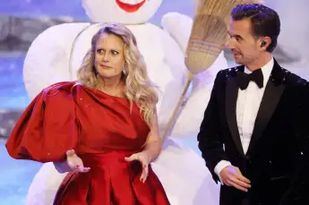 adventsfest Barbara Schöneberger kleid gerissen