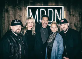 Süßes Familienbild von Benji und Joel Madden, Cameron Diaz, Nicole und Lionel Richie
