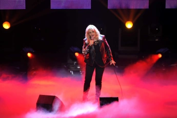 Bonnie Tyler bereitet weiter Sorgen.