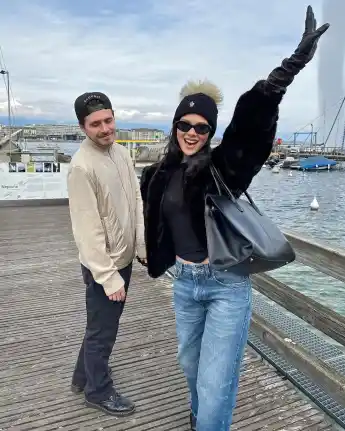 Brooklyn Beckham und Nicola Peltz genf flug