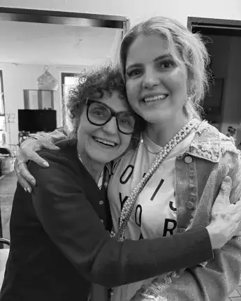 Coupleontour Ina mit ihrer Mama (†)