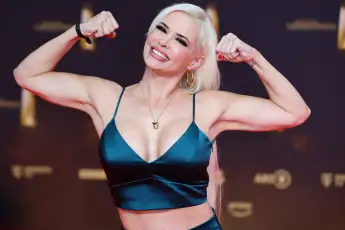 daniela katzenberger training body figur veränderung