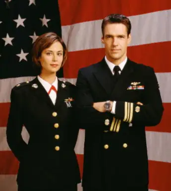 JAG: David James Elliott und Catherine Bell