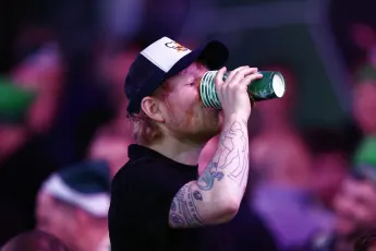 ed sheeran darts wm rüpel