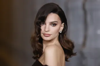 Emily Ratajkowski