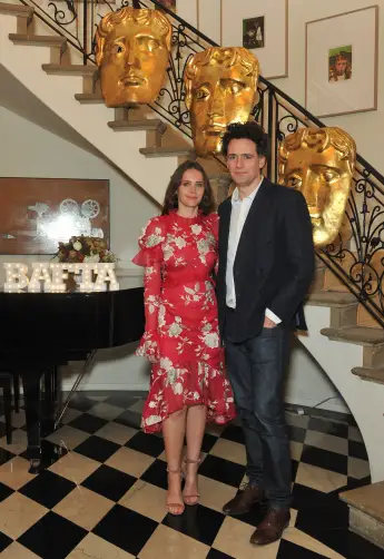 Felicity Jones und Charles Guard roter teppich verheiratet