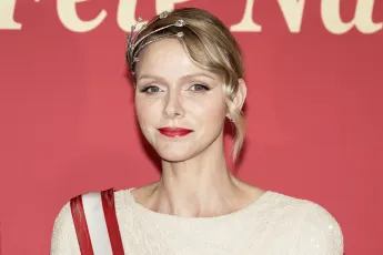 fürstin charlène monaco look frisur überraschung