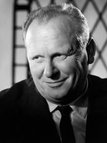 Gert Fröbe