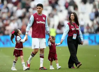 Edson Álvarez und Sofía Toache