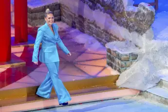 helene fischer anzug blau adventsshow heiß sexy