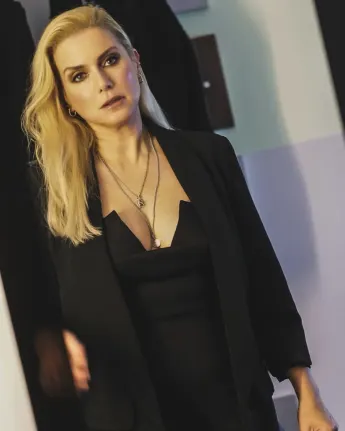 jeanette biedermann heiß ausschnitt look