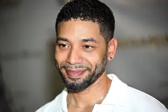 jussie smollett roter teppich anklage hassverbrechen heute