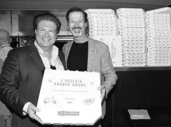 L'Osteria Gründer Klaus Rader (rechts) mit Schauspieler Francis Fulton Smith