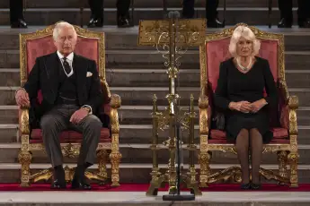 König Charles, Königin Camilla