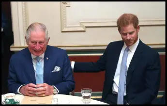 König Charles und Prinz Harry