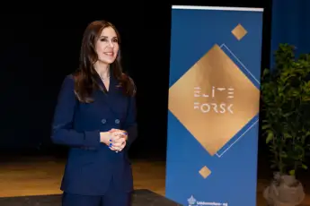 königin mary dänemark nagellack