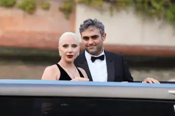 Lady Gaga und Michael Polansky sollen Eltern geworden sein.