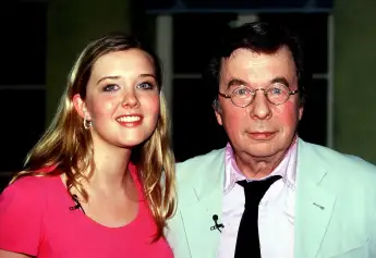 Laura Karasek und Hellmuth Karasek früher jung