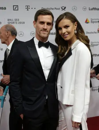 Laura Wontorra und Simon Zoller