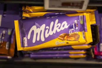 Aktuell gib es einen Rückruf für die beliebte Milka Sorte Caramel