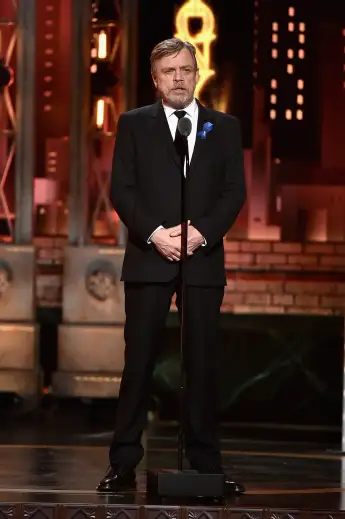 Mark Hamill ehrt Carrie Fisher mit Tribut