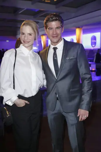 Mirka Pigulla und Philipp Danne in aller freundschaft die jungen ärzte