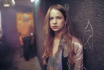 Natja Brunckhorst als Christiane F.