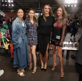 Paris Jackson, Aryna Sabalenka und Alessandra Ambrosio