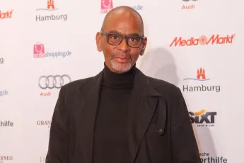 pierre sanoussi bliss dschungelcamp 2025 check partner größe