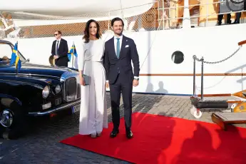 prinzessin sofia prinz carl philip schweden empfang stockholm schiff danneborg