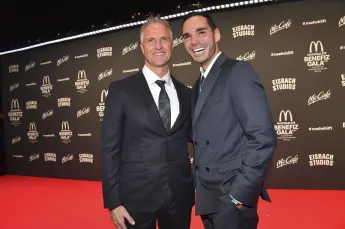 Ralf Schumacher und Étienne pärchenauftritt paar liebe