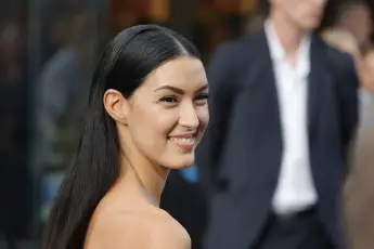 Rebecca Mir zeigt sich auf Instagram mit neuer Frisur