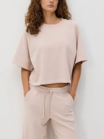 In der Reserved‑Kollektion findest du eine große Auswahl an Damen‑T‑Shirts