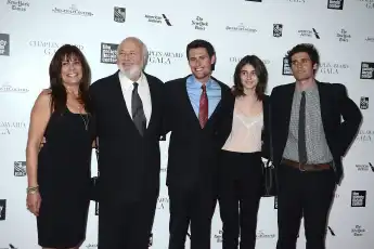 Rob Reiner mit seiner Familie und Sohn Nick